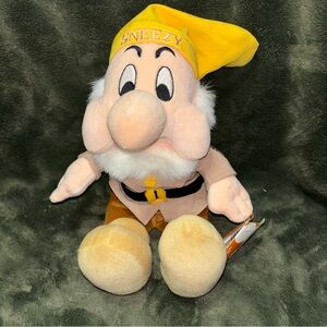 Disney Store Sneezy Dwarf Plush Snow White Seven Dwarfs 14” Stuffed Toy w/ Tag